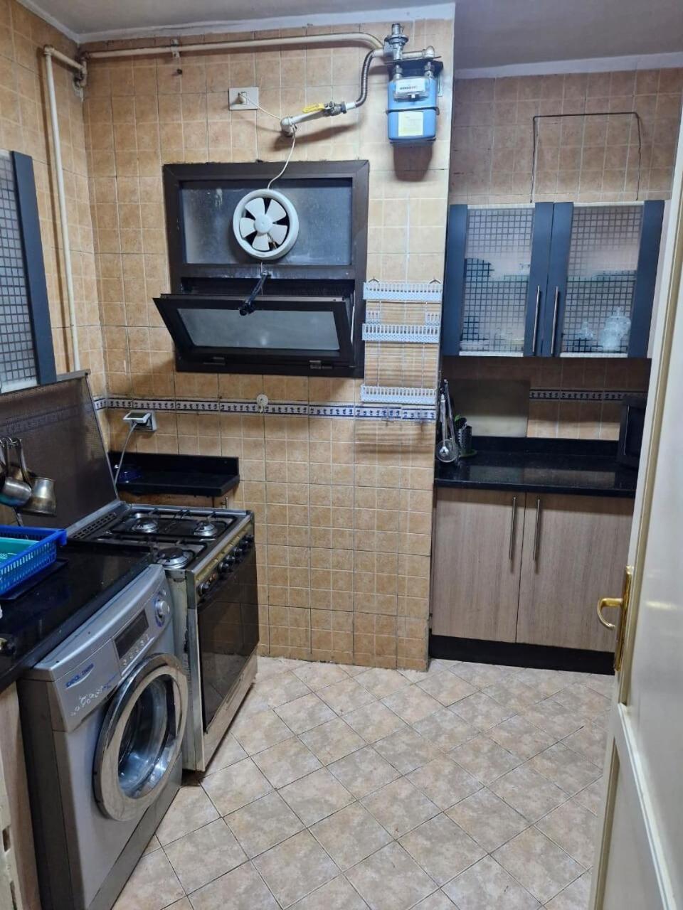 2 Bedrooms Al Rehab * Cairo