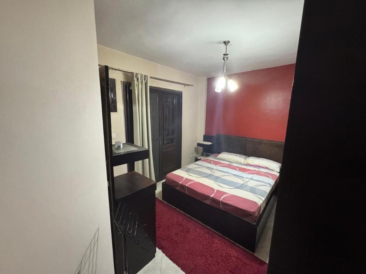 2 Bedrooms Al Rehab Apartment Cairo