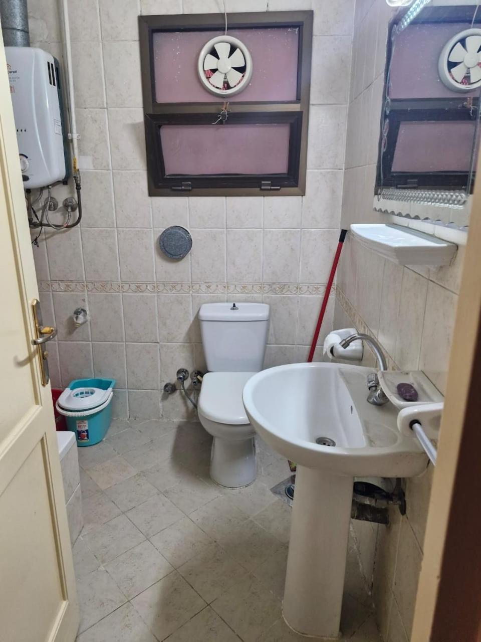 2 Bedrooms Al Rehab Cairo